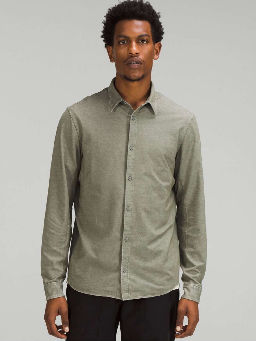 Lululemon Commission Long Sleeve Shirt
Enzyme Dye Carob Brown green  size L